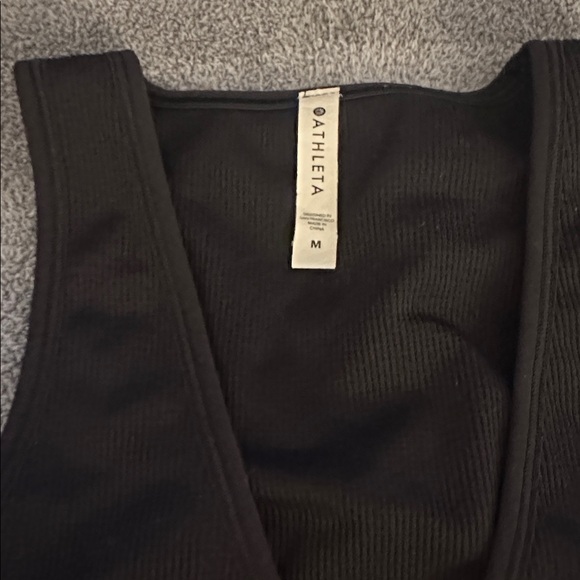 Athleta Black V-Neck Crop ribbed top. Medium GUC - Picture 2 of 4